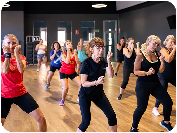 lowfit_actividades_boduycombat Clase de BodyCombat en los gimnasios LowFit de Huelva y Sevilla