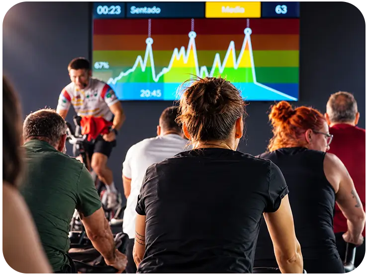 lowfit_actividades_cyclo Clase de ciclo indoor en los gimnasios LowFit de Huelva y Sevilla